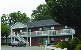 Eastside Suites Lynchburg Va